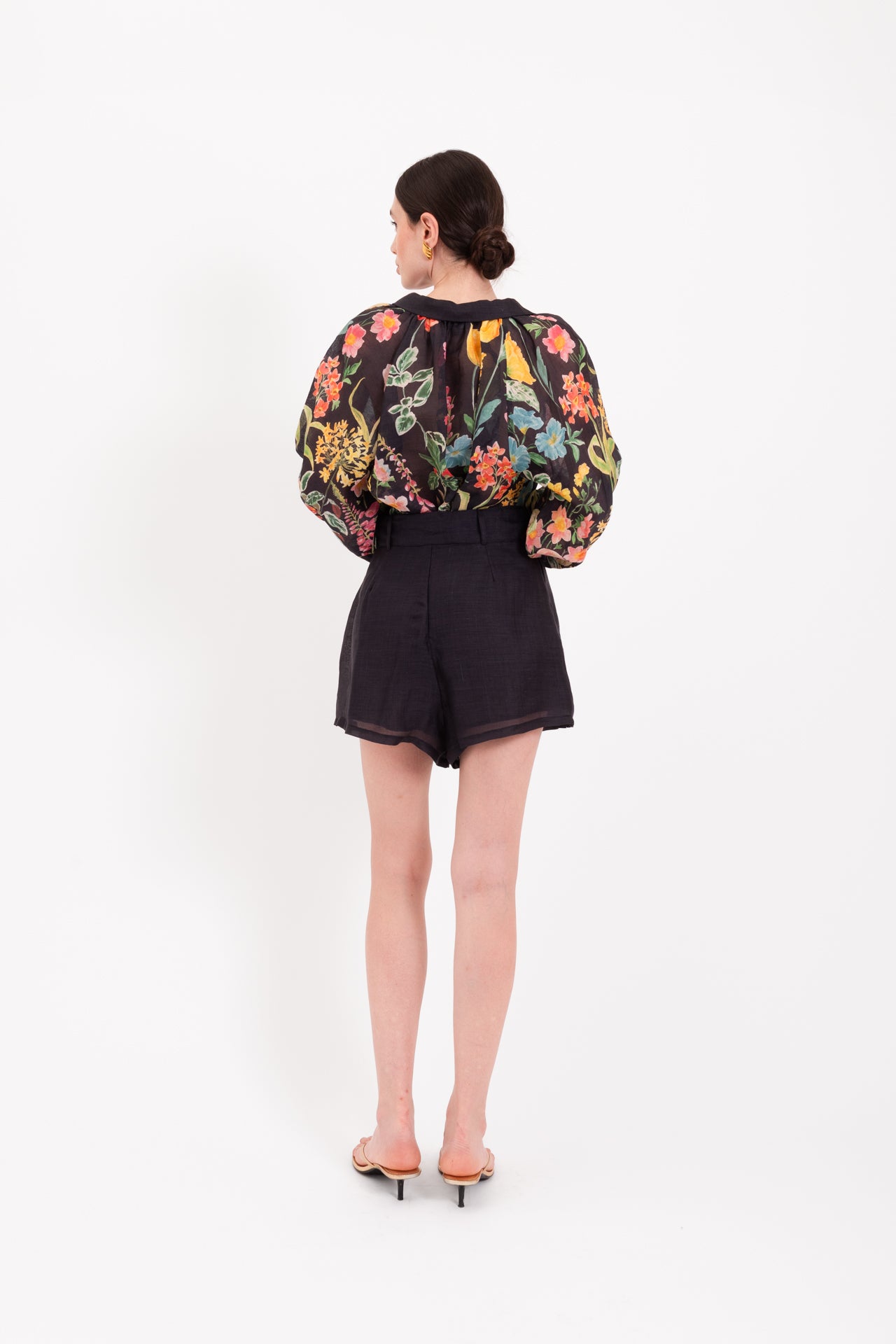 Short Dafne